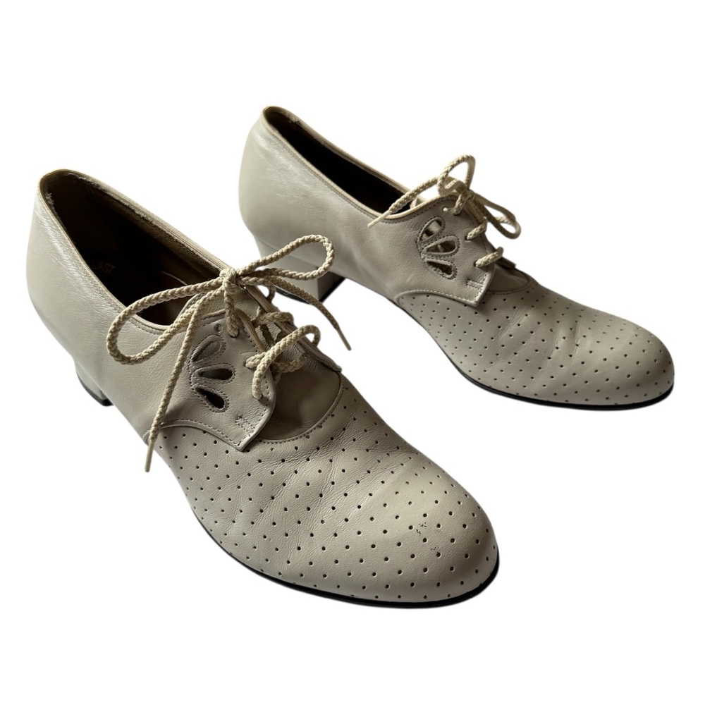Vintage 50s/60s leather granny shoes, heeled loafers, lace up
